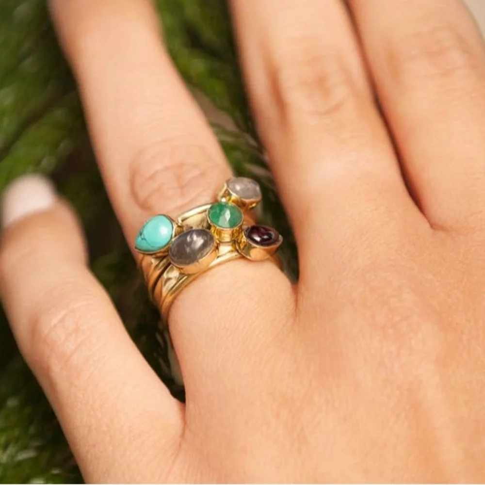 FIVE STONE BRASS RING SET 💖STUNNING💖 - Picture 3 of 3